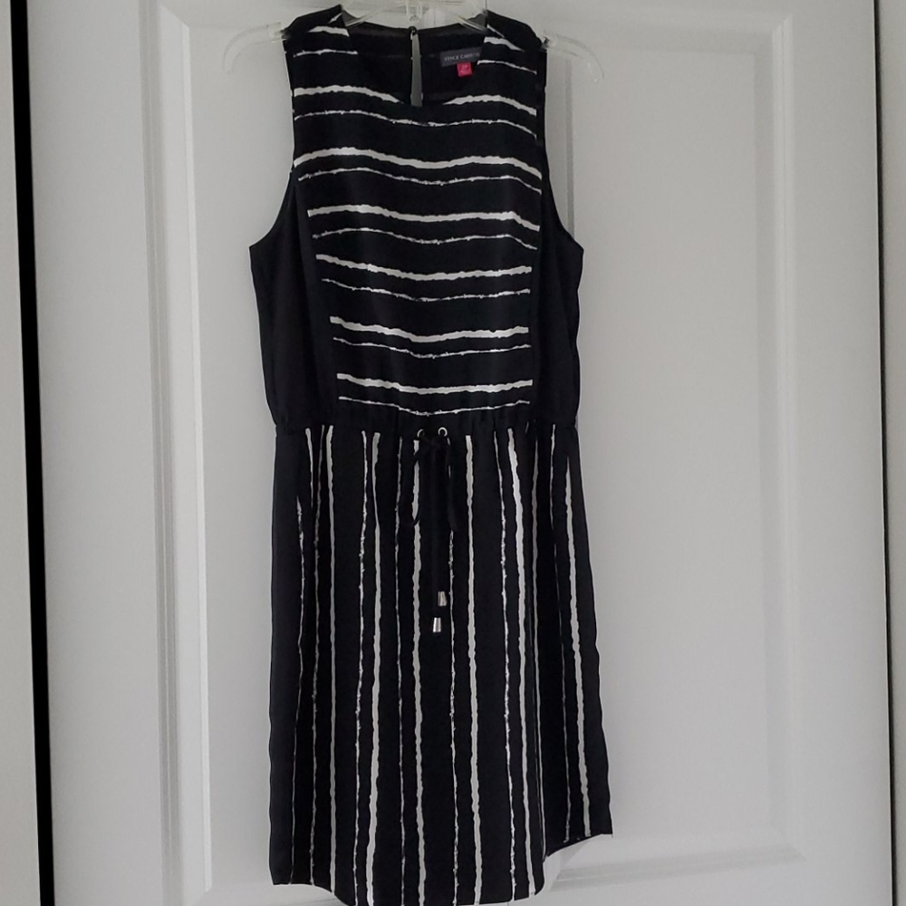 Vince Camuto black and white sleeveless dress